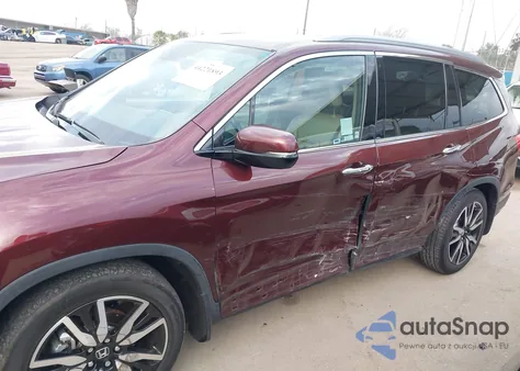 2021 Honda Pilot 2Wd Touring 8 Passenger z USA, uszkodzony, nr VIN 5FNYF5H96MB017622
